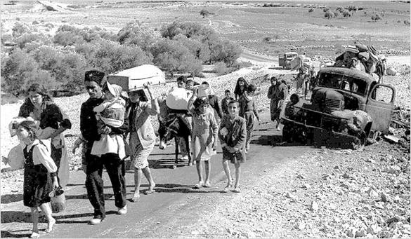Palestinier tvingas lämna området.