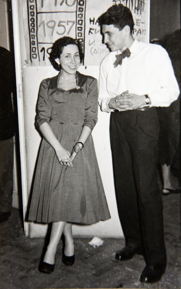 Svartvitt foto på Dina och Jovan Rajs 1956.
